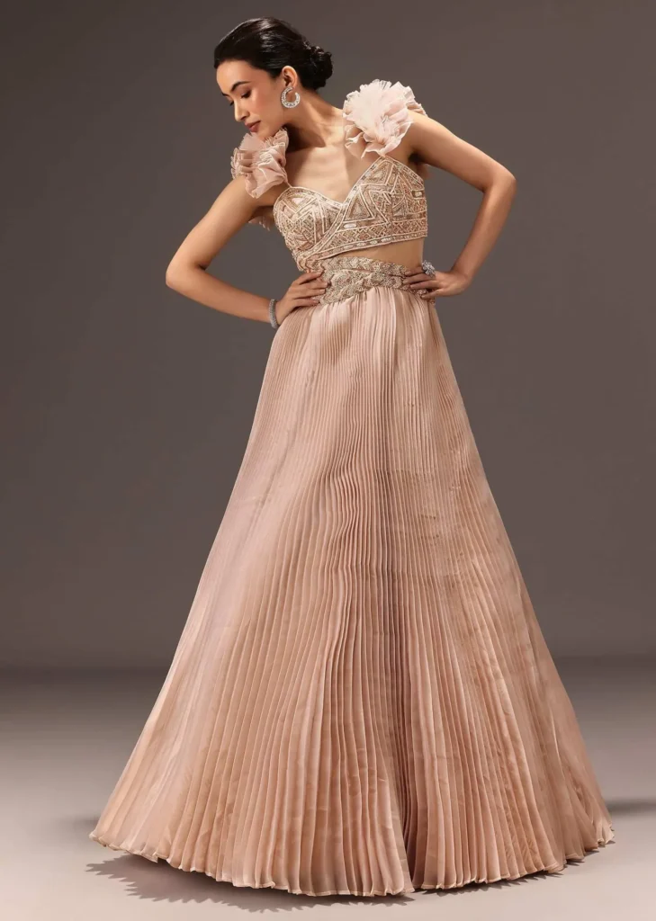 Top 6 Evening Gown Trends for 2025: Party Looks That Wow – image 3