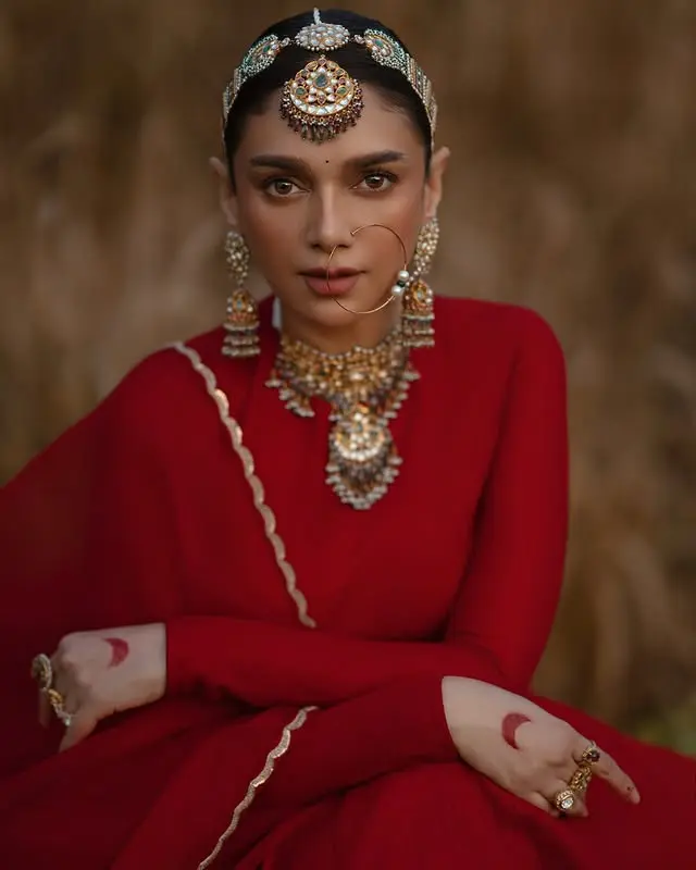 Why Aditi Rao Hydari and Siddharth’s Rajasthan Wedding is the Talk of the Town – image 2