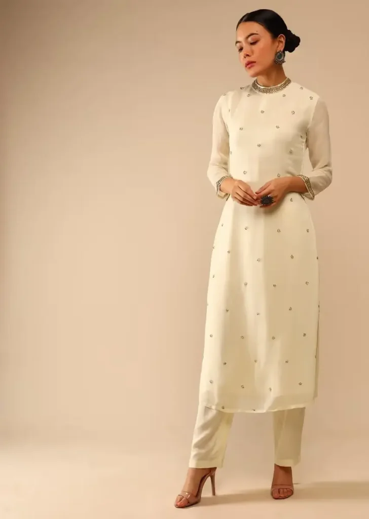 How To Style The Same Dress For Different Occasions – image 7